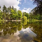 Western Premier Park &