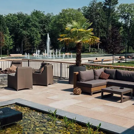 Western Premier Park &