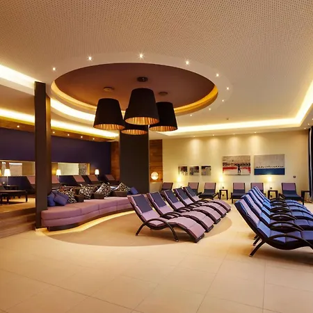 Отель Western Premier Park &