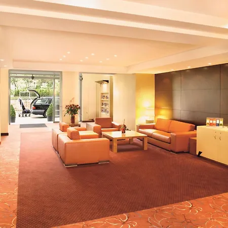 Отель Western Premier Park &