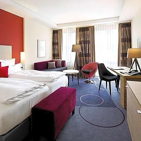 מלון Western Premier Park & 4*