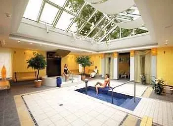 מלון Western Premier Park & 4*