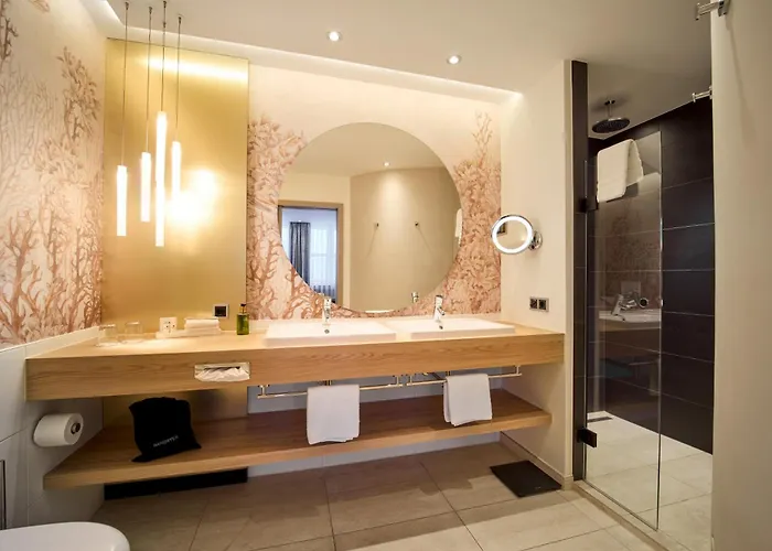 Hotel Western Premier Park &