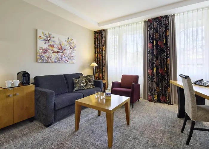 Otel Western Premier Park &