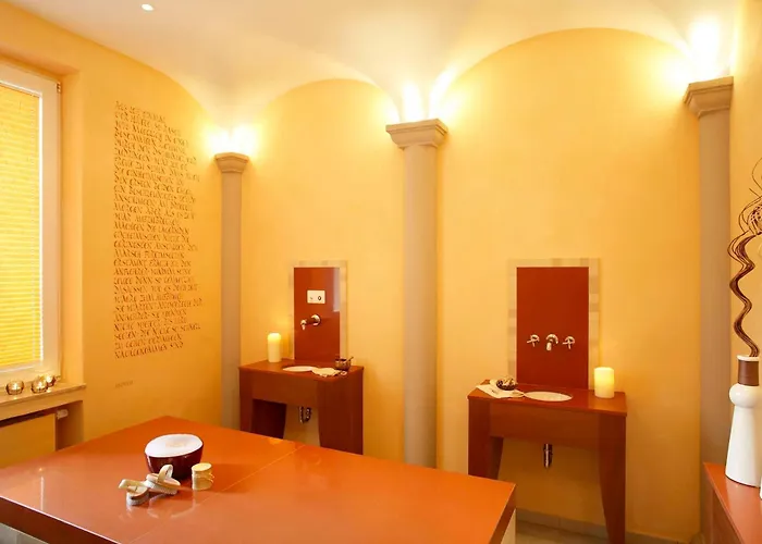 Western Premier Park & Szálloda