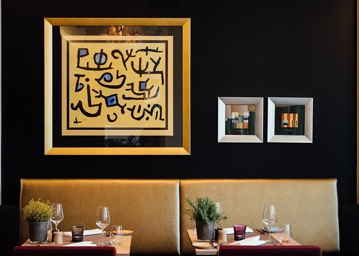 Western Premier Park & Szálloda 4*