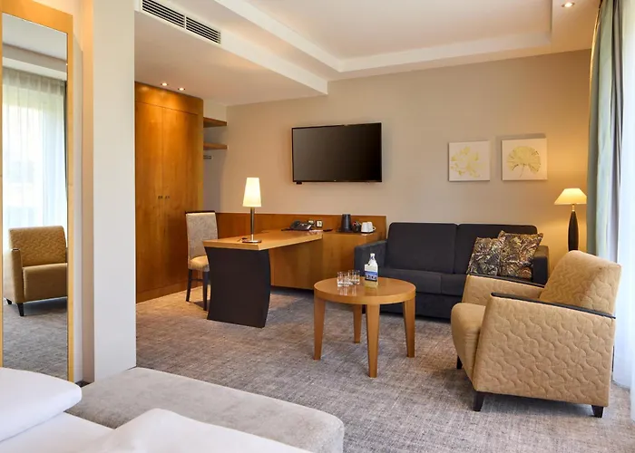 Western Premier Park Hotel&spa Hotel