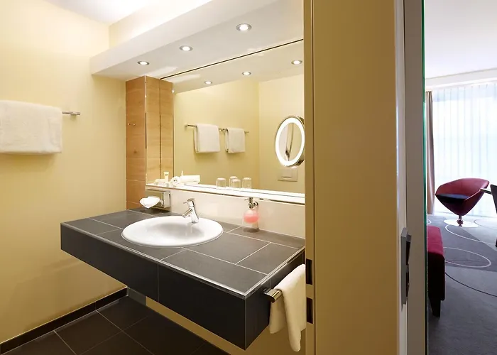 Western Premier Park & Hotel