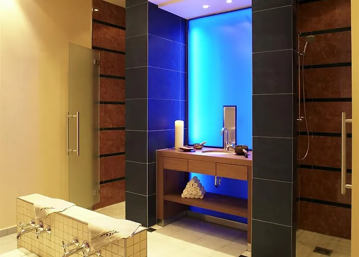 Hotel Western Premier Park &