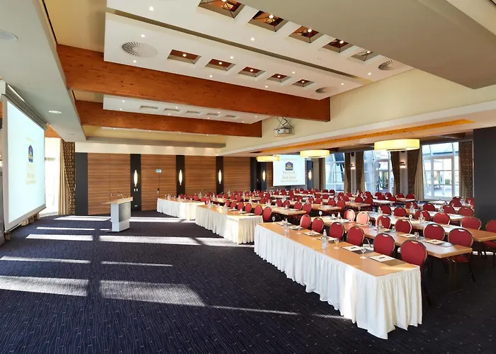 Western Premier Park &